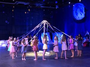 May Pole 